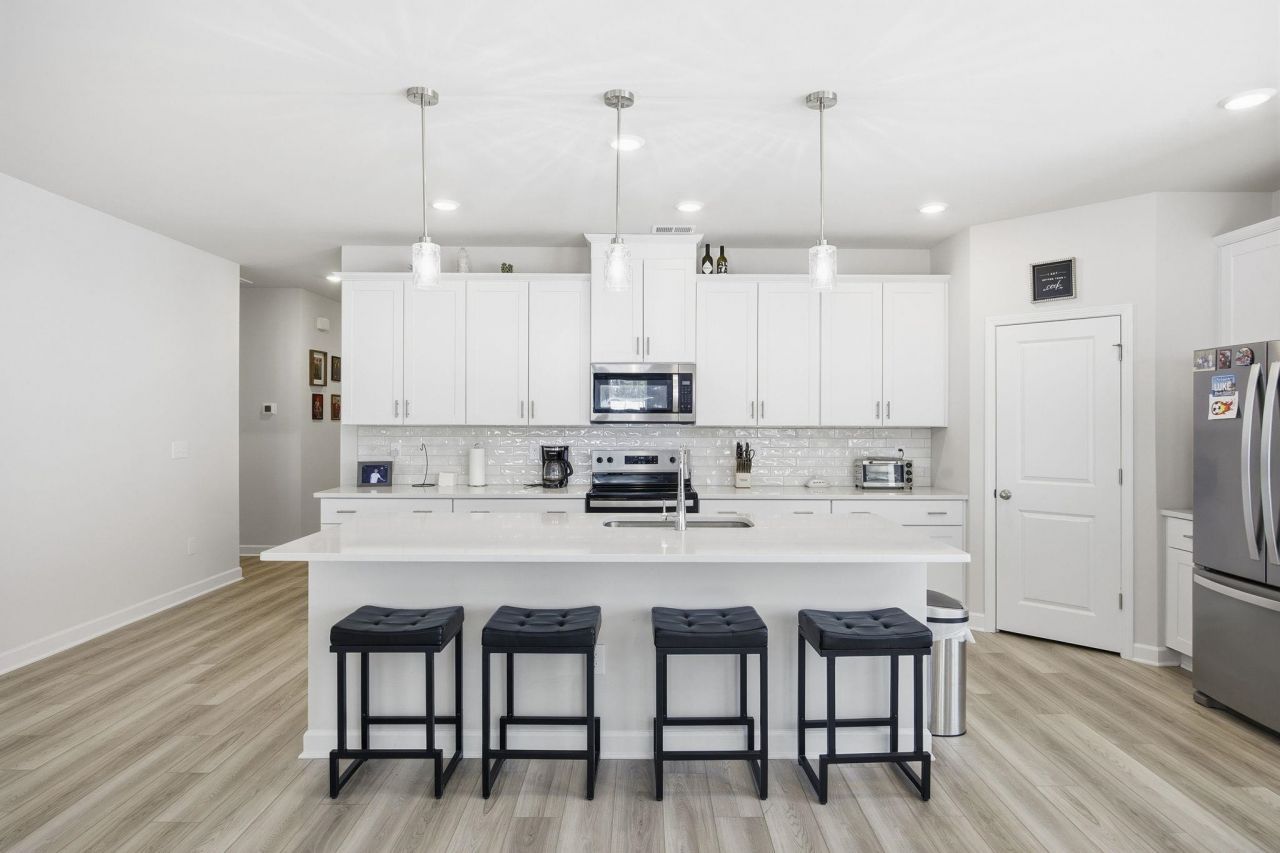 964 Maya Layne Dr. Photo 8