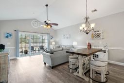 4870 Dahlia Ct. photo 4