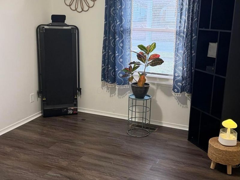 4926 Meadowbrook Drive, Columbus, OH 43207 Photo 13