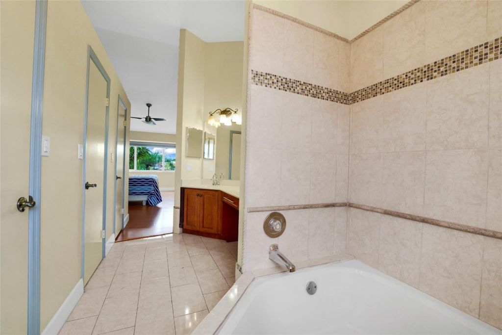 3130 N 38th Avenue, Hollywood, FL 33021 Photo