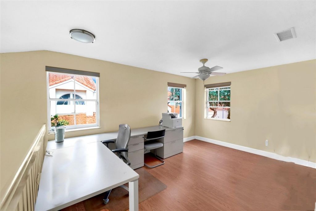 3130 N 38th Avenue, Hollywood, FL 33021 Photo