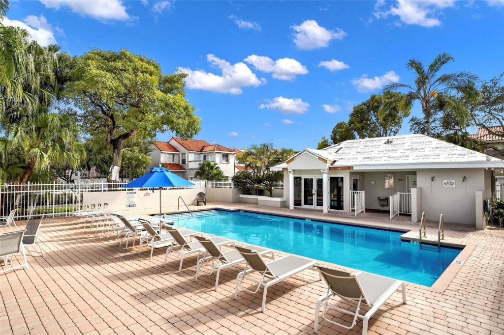 3130 N 38th Avenue, Hollywood, FL 33021 Photo