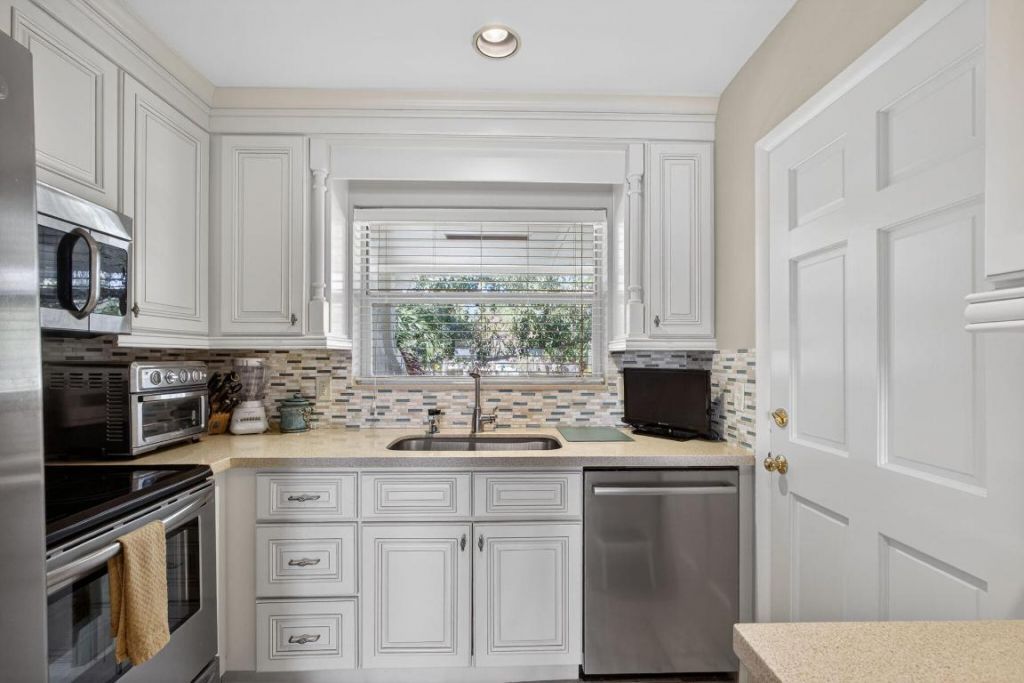 478 Tequesta Drive, Unit #209, Tequesta, FL 33469 Photo