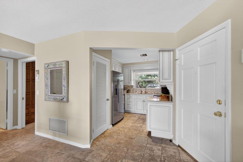 478 Tequesta Drive, Unit #209, Tequesta, FL 33469 Photo