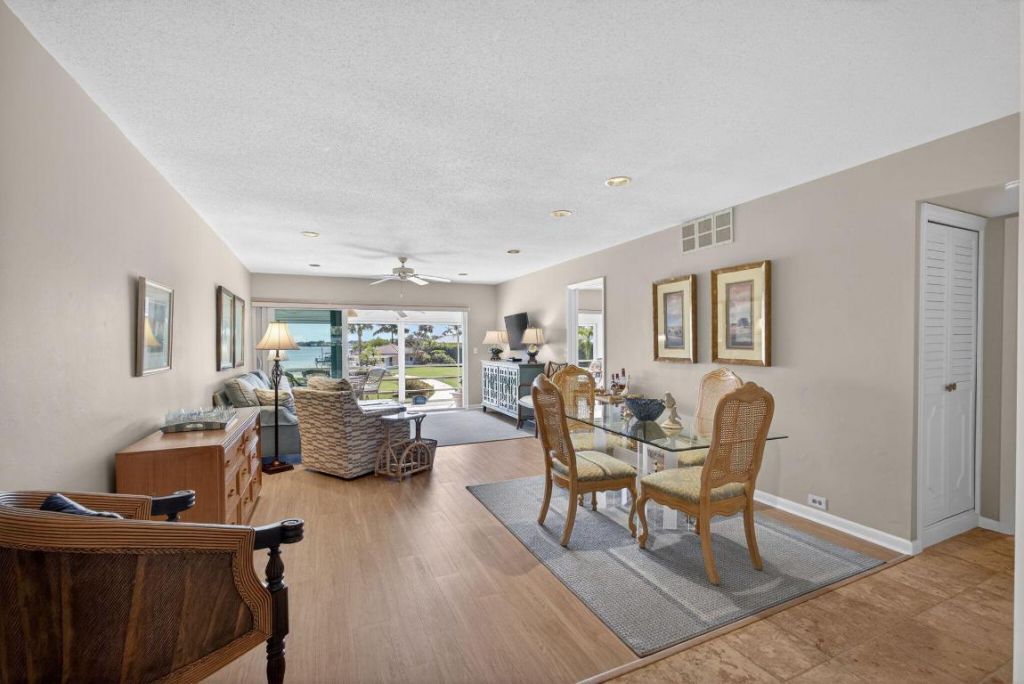 478 Tequesta Drive, Unit #209, Tequesta, FL 33469 Photo