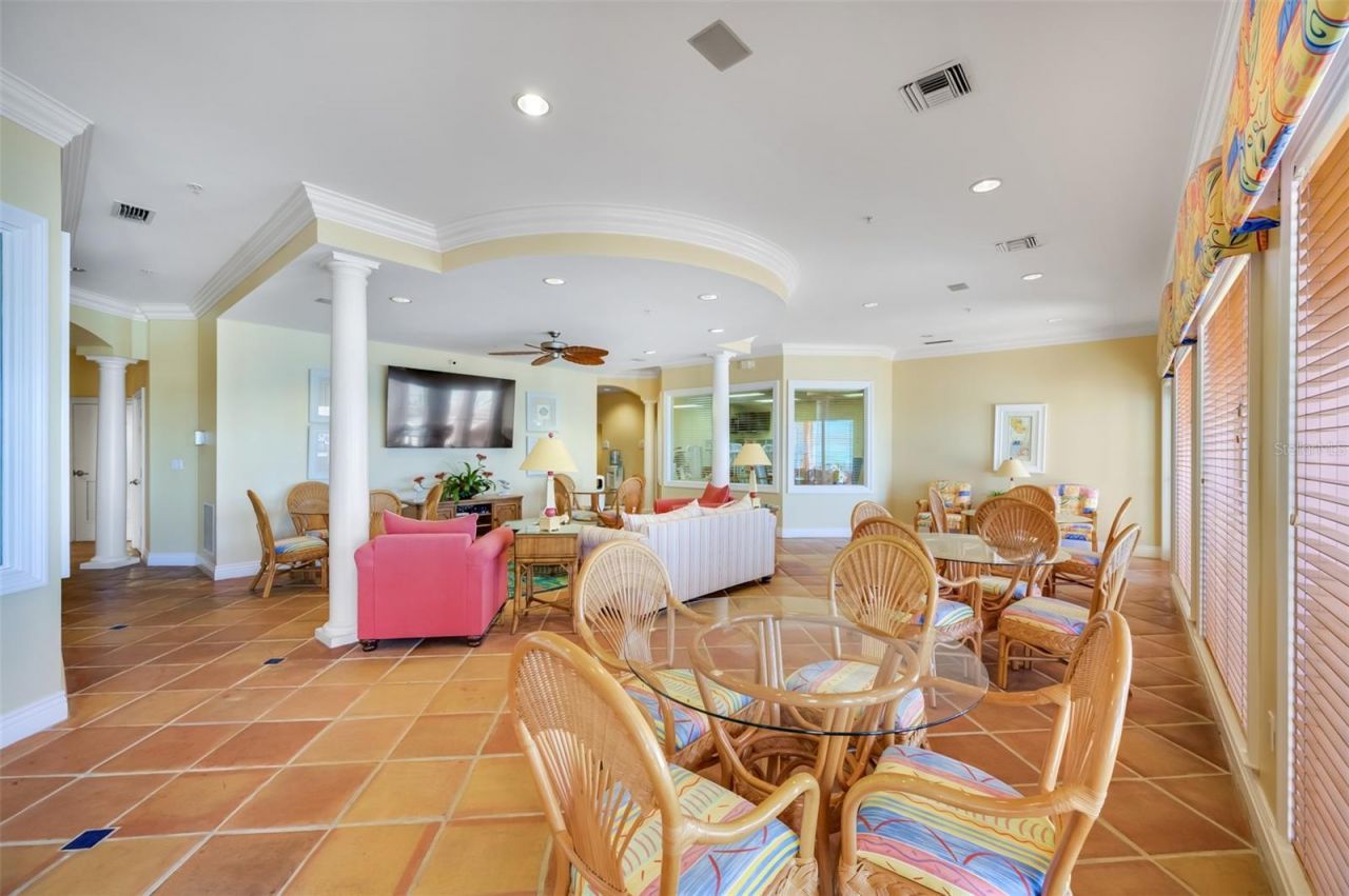 16500 Gulf Boulevard, Unit 755, North Redington Beach, FL 33708 Photo