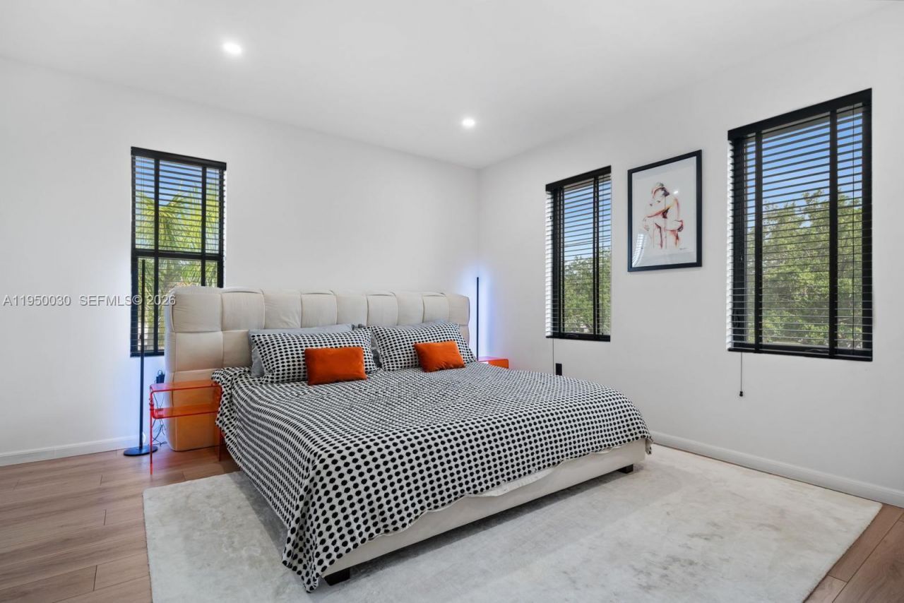 421 NW 17th St, Fort Lauderdale, FL 33311 Photo