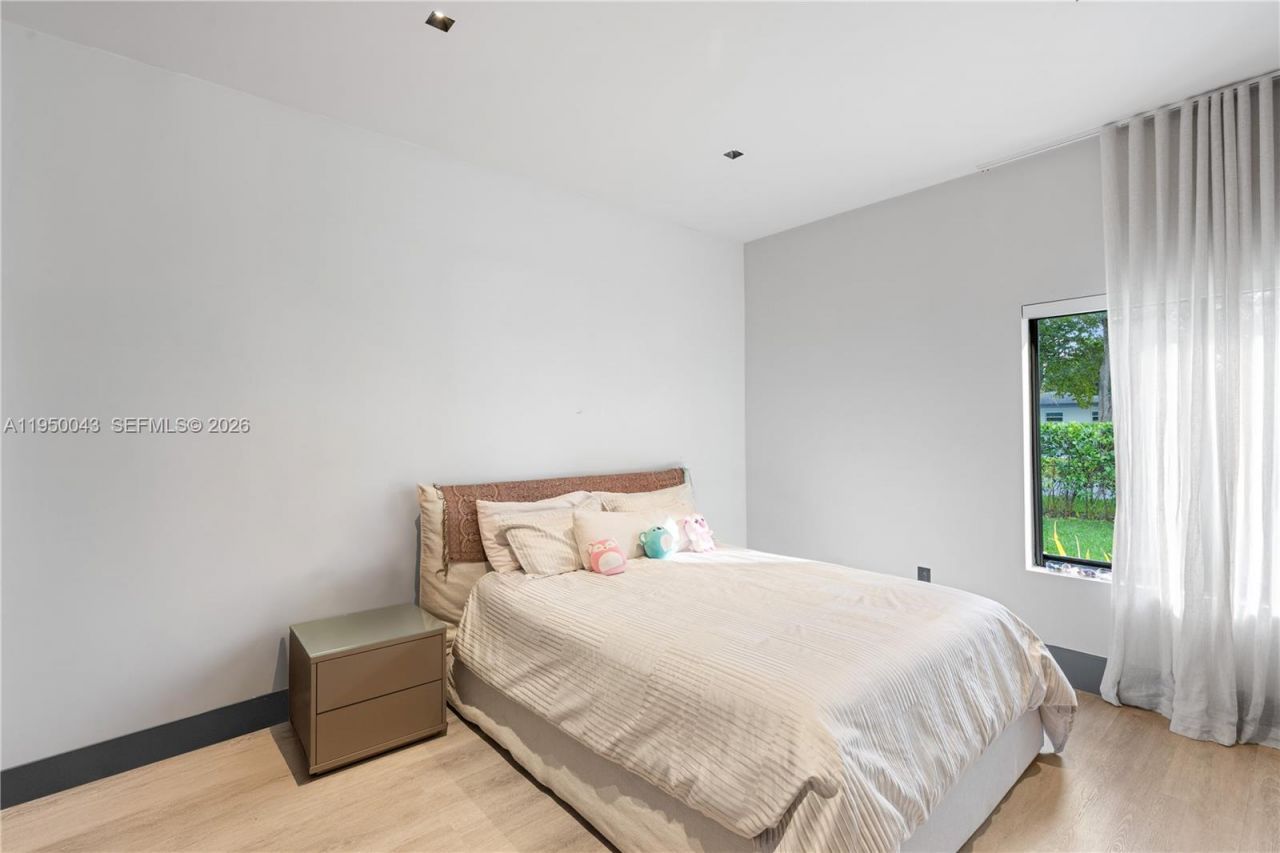 7345 SW 96th St, Pinecrest, FL 33156 Photo