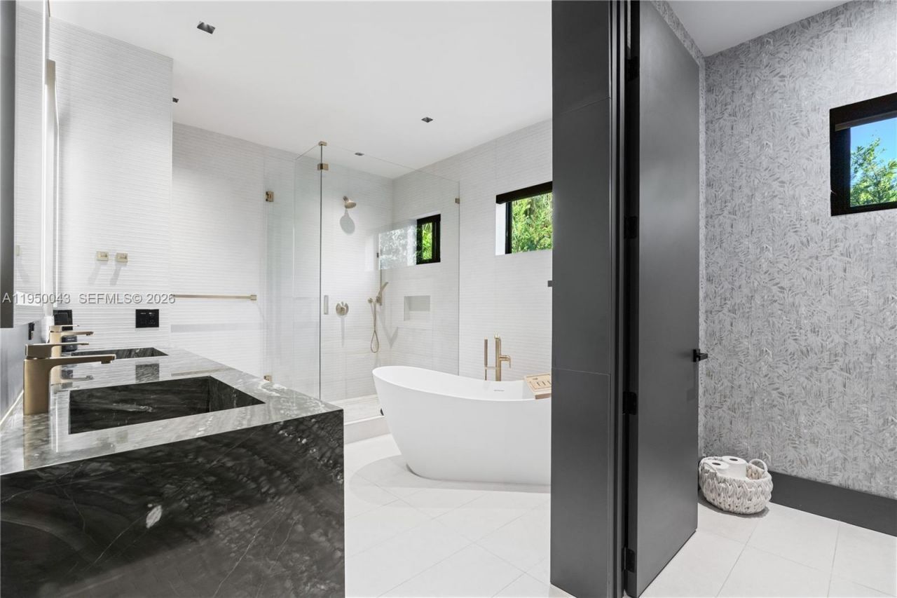 7345 SW 96th St, Pinecrest, FL 33156 Photo