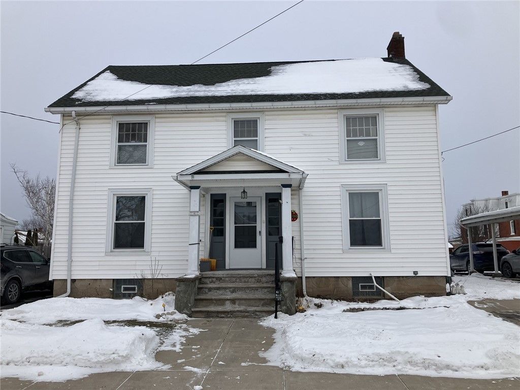 5 Freeman Avenue, Middleport, NY 14105 Main Photo