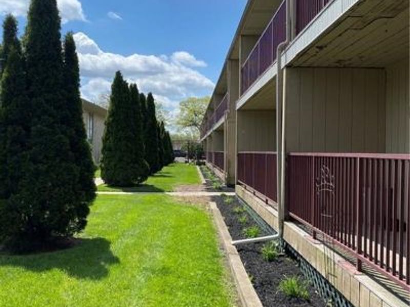 3414 Dorr Street, Unit 102, Toledo, OH 43607 Photo 2