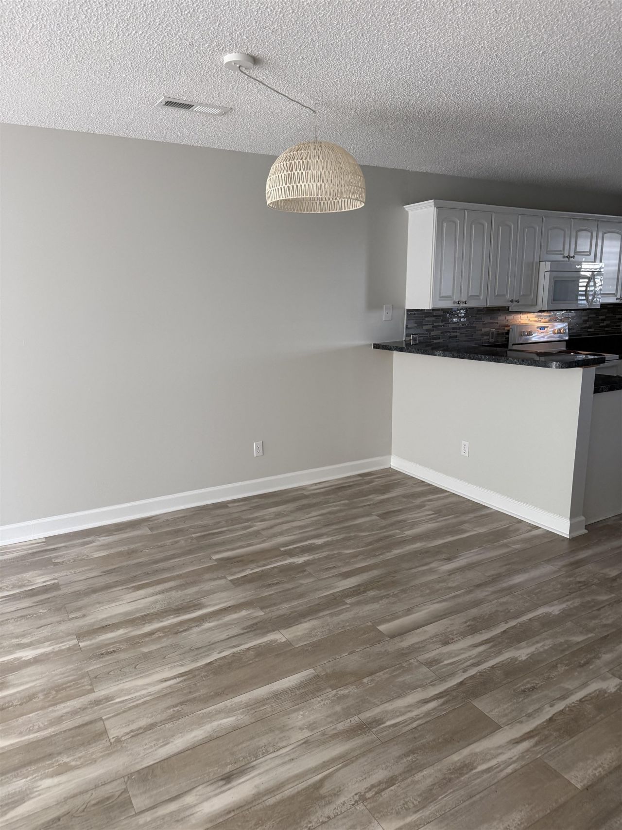 1444 Bessent Ave. Photo 2