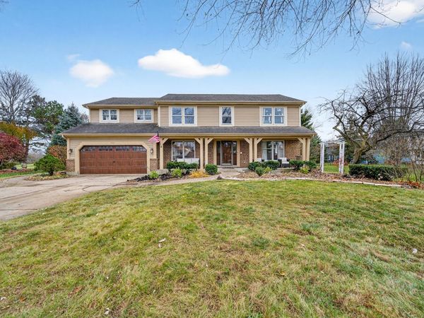 1404 Amy Lane, Libertyville, IL 60048