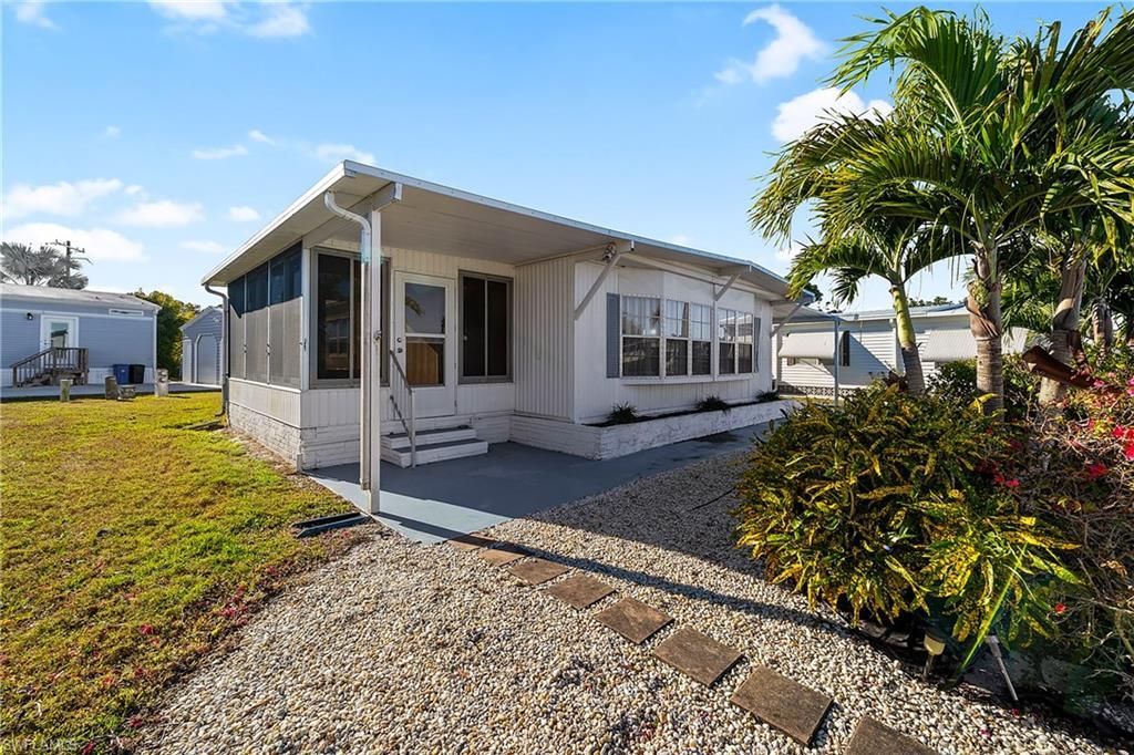 77 Snead Dr, North Fort Myers, FL 33903 Photo