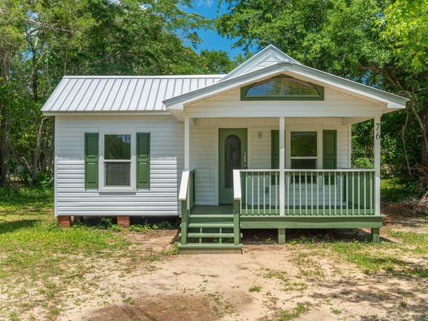 76 Clay Street, DeFuniak Springs, FL 32435