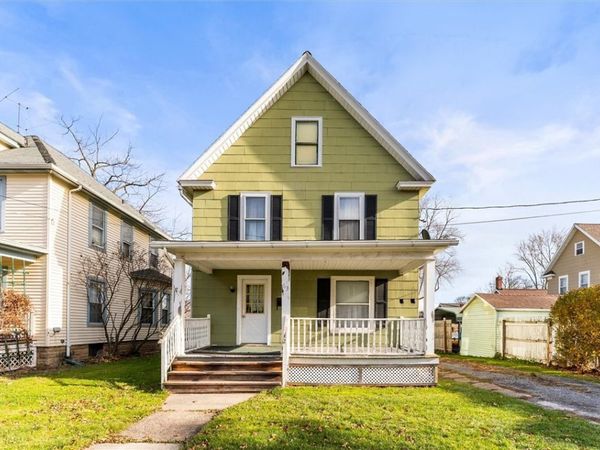 63 West Street, Geneva, NY 14456