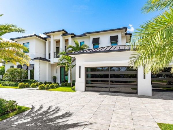 830 Lake Shore Drive, Delray Beach, FL 33444