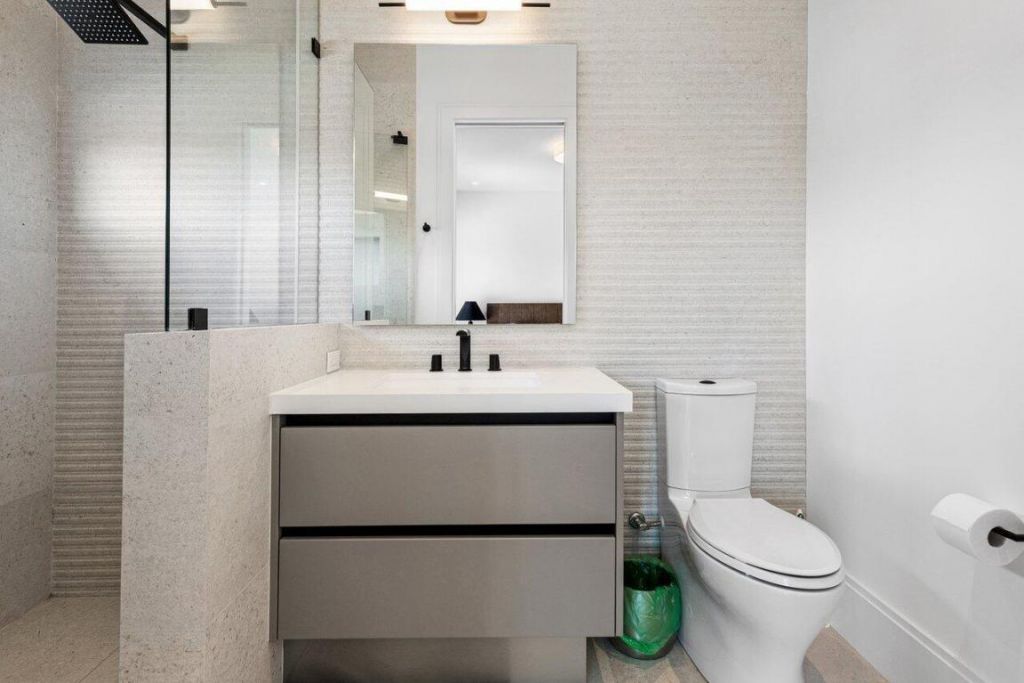 830 Lake Shore Drive, Delray Beach, FL 33444 Photo