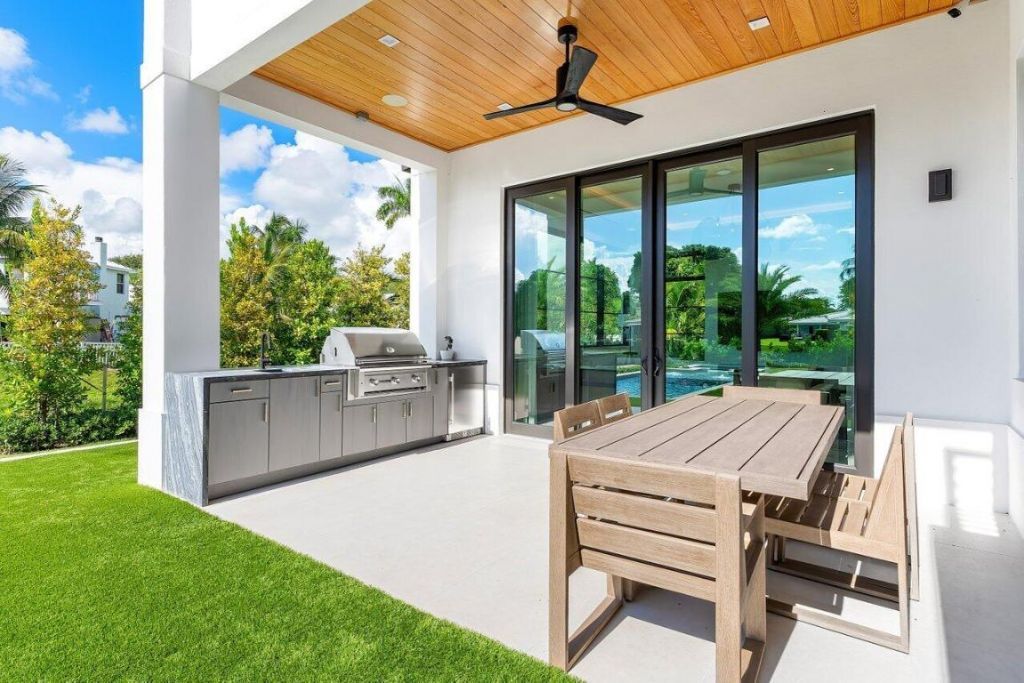 830 Lake Shore Drive, Delray Beach, FL 33444 Photo