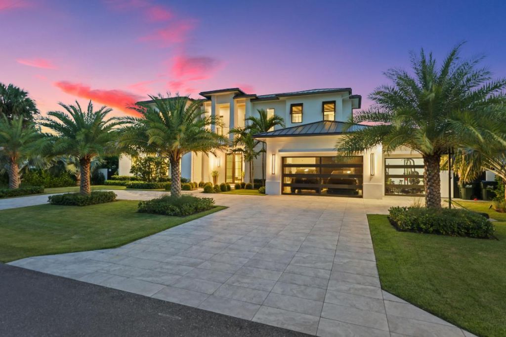 830 Lake Shore Drive, Delray Beach, FL 33444 Photo