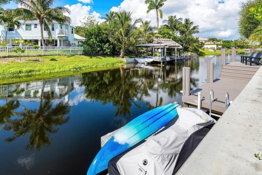 830 Lake Shore Drive, Delray Beach, FL 33444 Photo