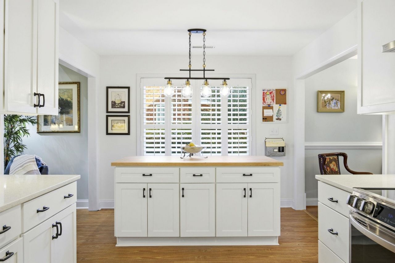 1301 Regent Terrace N Photo 15