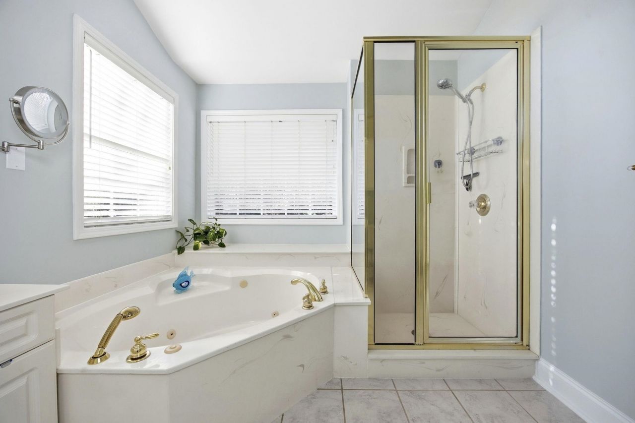 1301 Regent Terrace N Photo 24