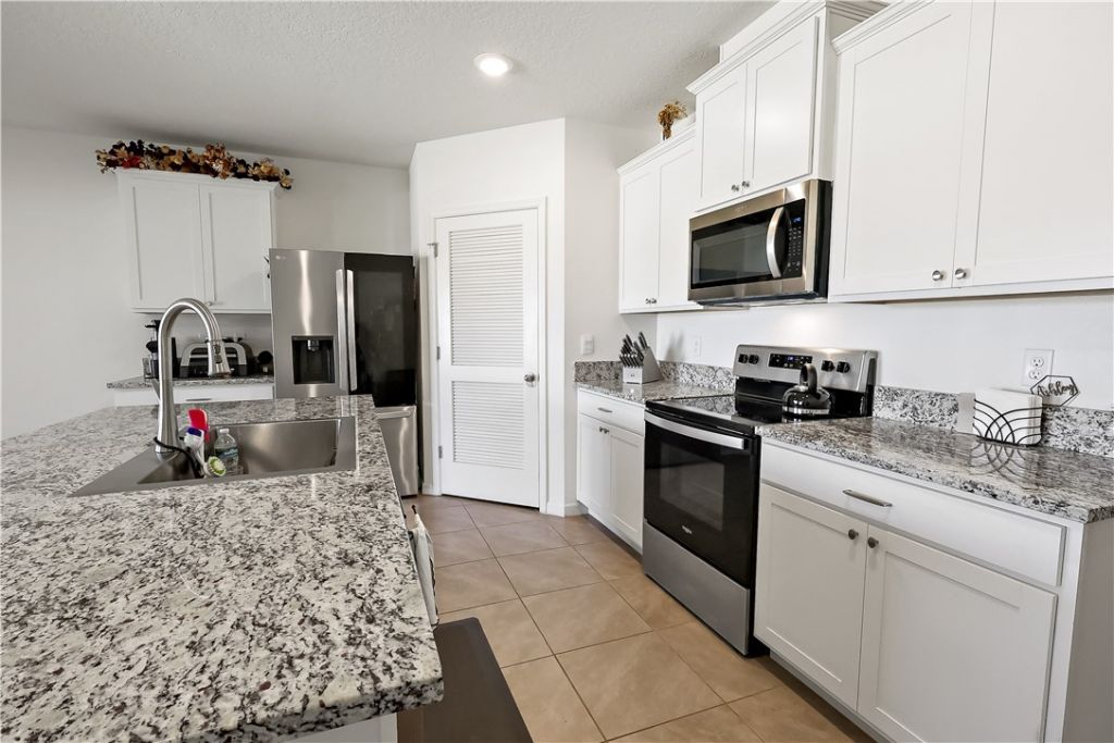 7284 Topaz Drive, Grant, FL 32949 Photo