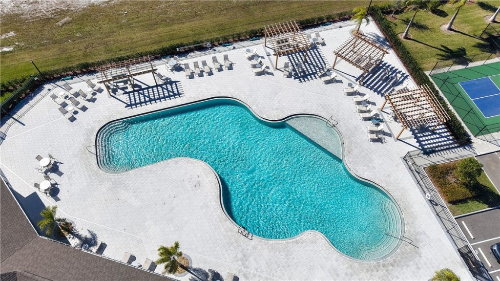 7284 Topaz Drive, Grant, FL 32949 Photo