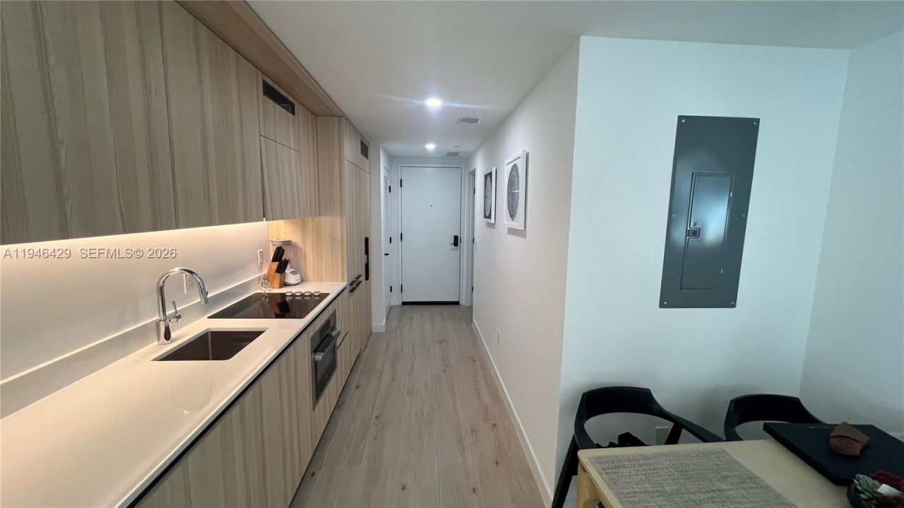 225 N Miami Ave , Unit 212, Miami, FL 33128 Photo