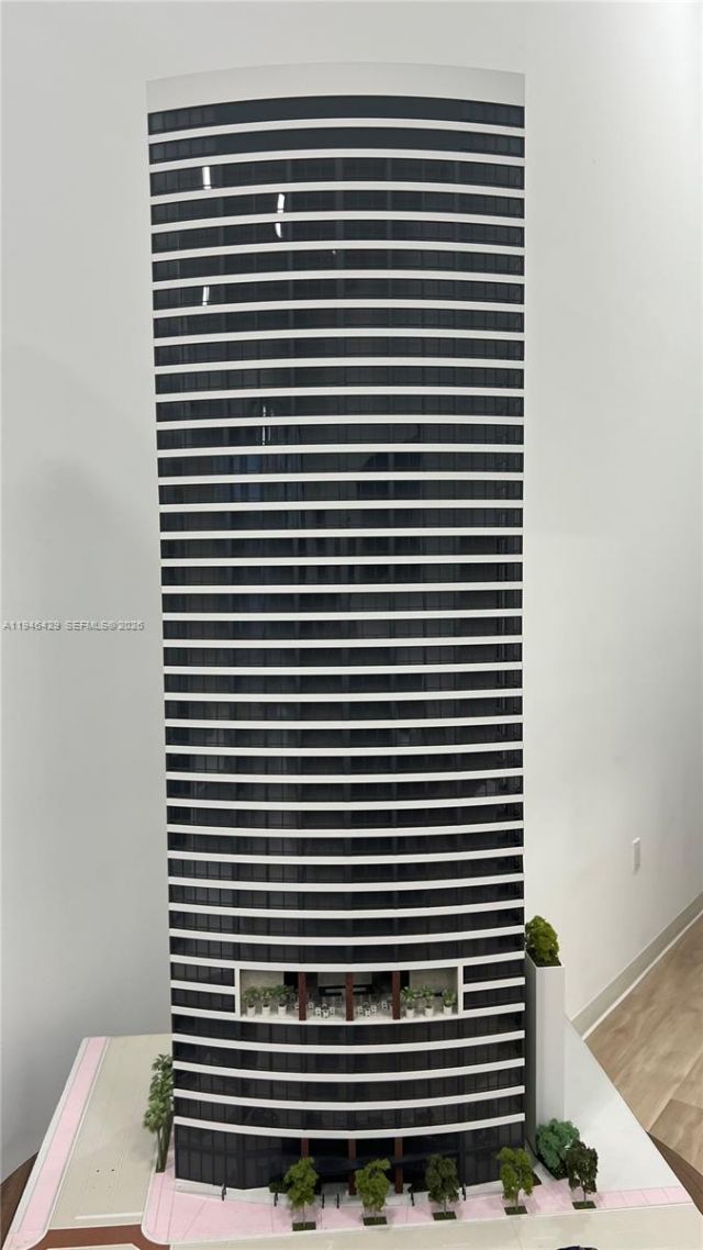 225 N Miami Ave , Unit 212, Miami, FL 33128 Photo