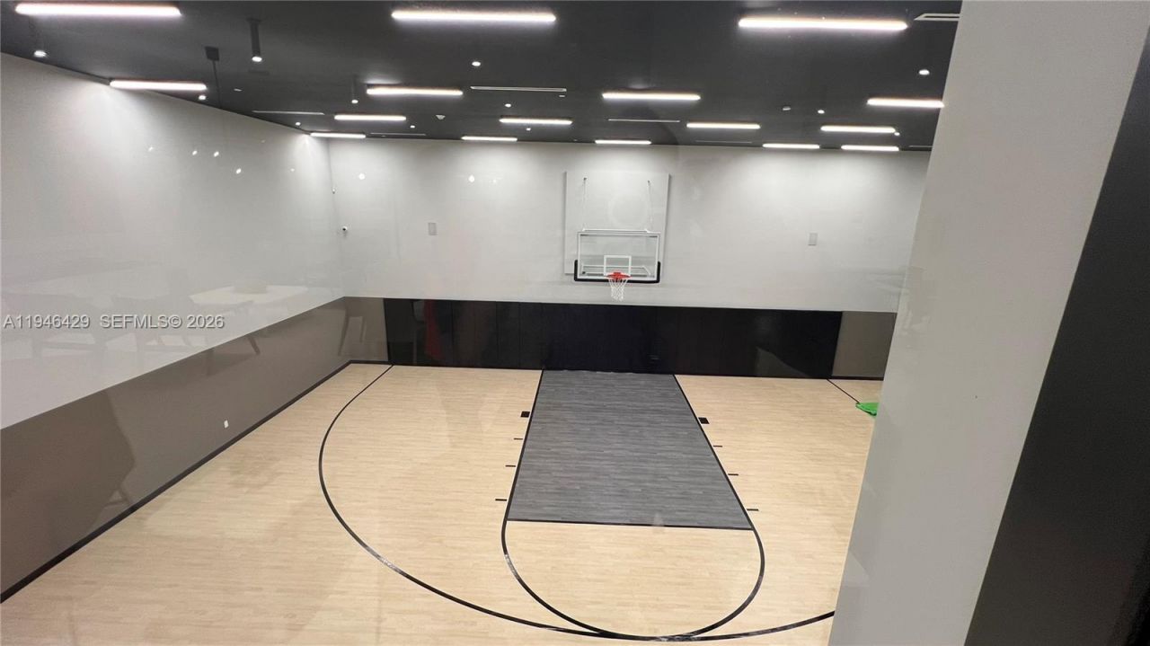 225 N Miami Ave , Unit 212, Miami, FL 33128 Photo