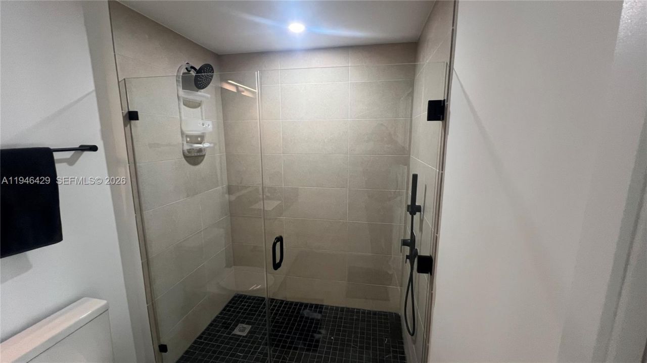 225 N Miami Ave , Unit 212, Miami, FL 33128 Photo