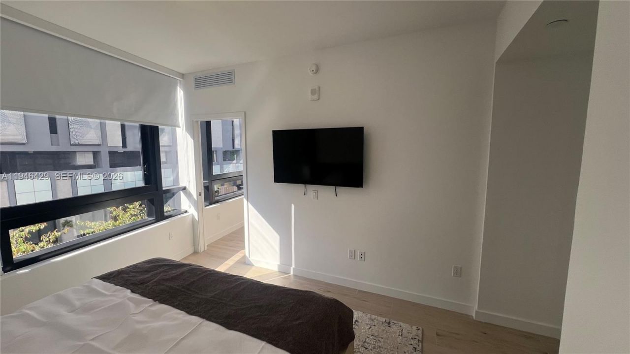 225 N Miami Ave , Unit 212, Miami, FL 33128 Photo