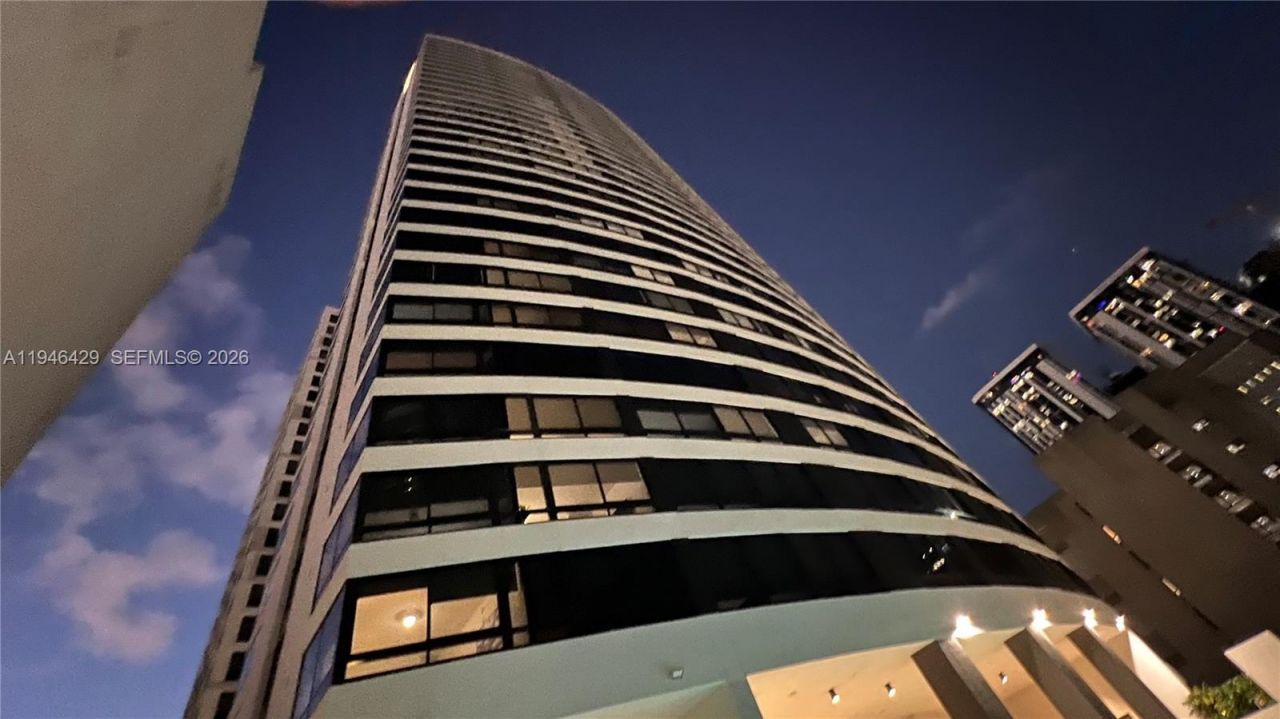 225 N Miami Ave , Unit 212, Miami, FL 33128 Photo