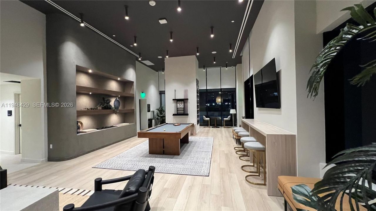 225 N Miami Ave , Unit 212, Miami, FL 33128 Photo