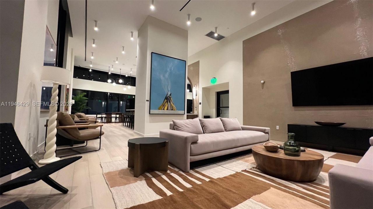 225 N Miami Ave , Unit 212, Miami, FL 33128 Photo