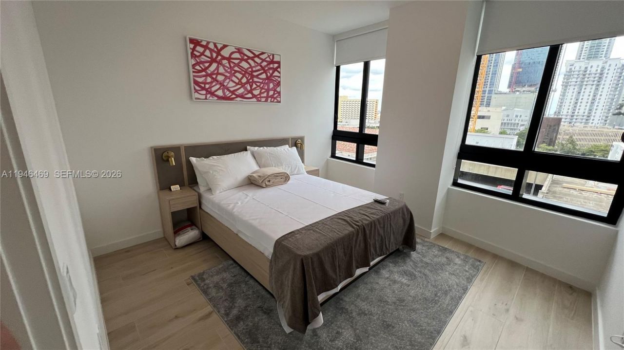 225 N Miami Ave , Unit 905, Miami, FL 33128 Photo