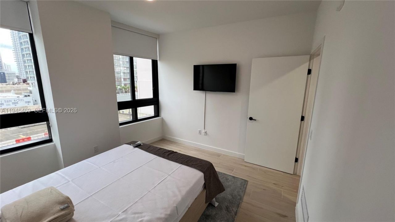 225 N Miami Ave , Unit 905, Miami, FL 33128 Photo