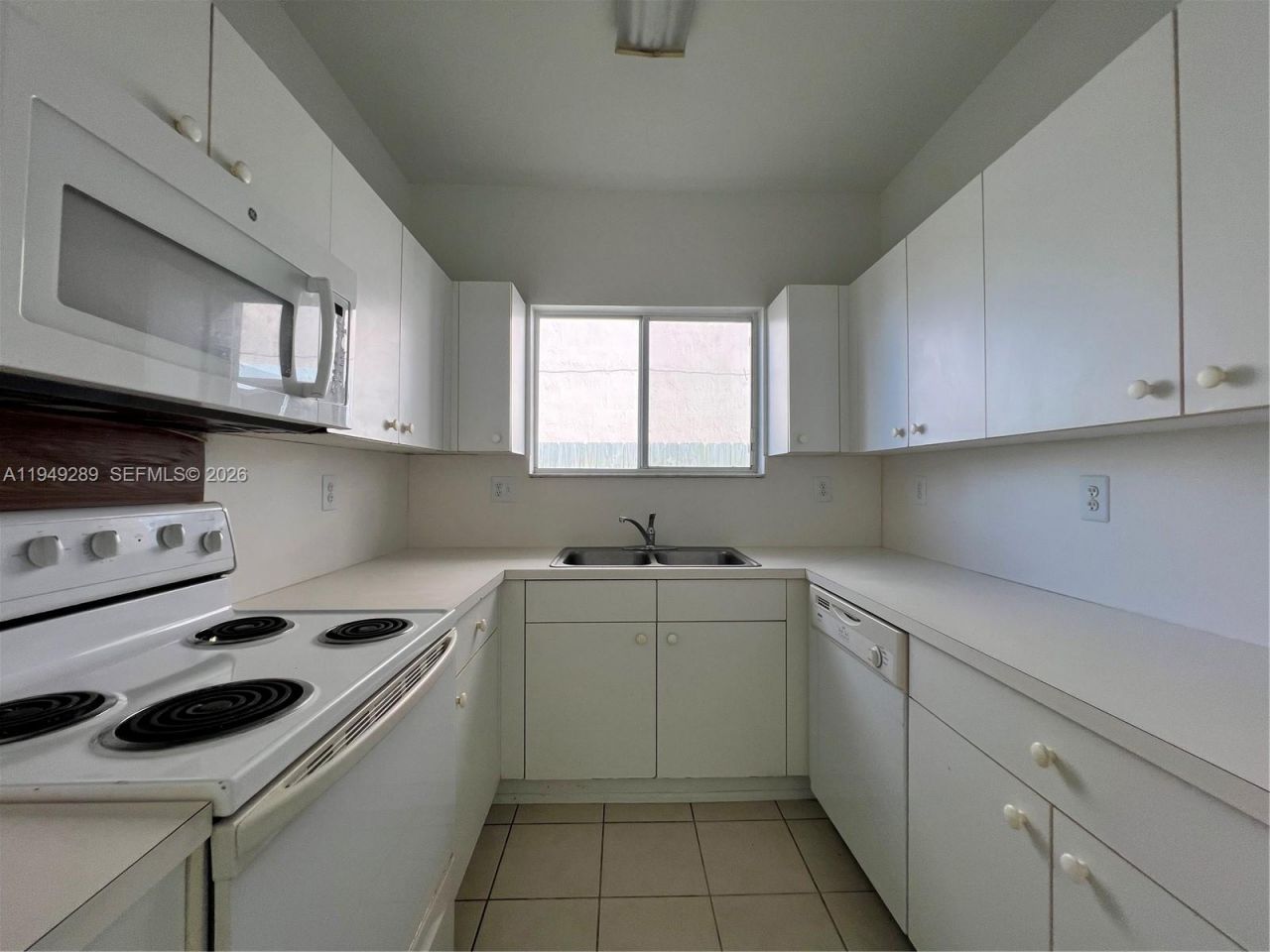3401 NE 4 St, Homestead, FL 33033 Photo