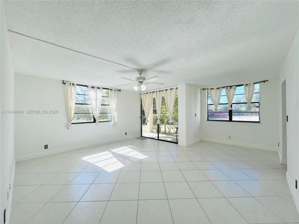 6190 Woodlands Blvd, Unit 113, Tamarac, FL 33319
