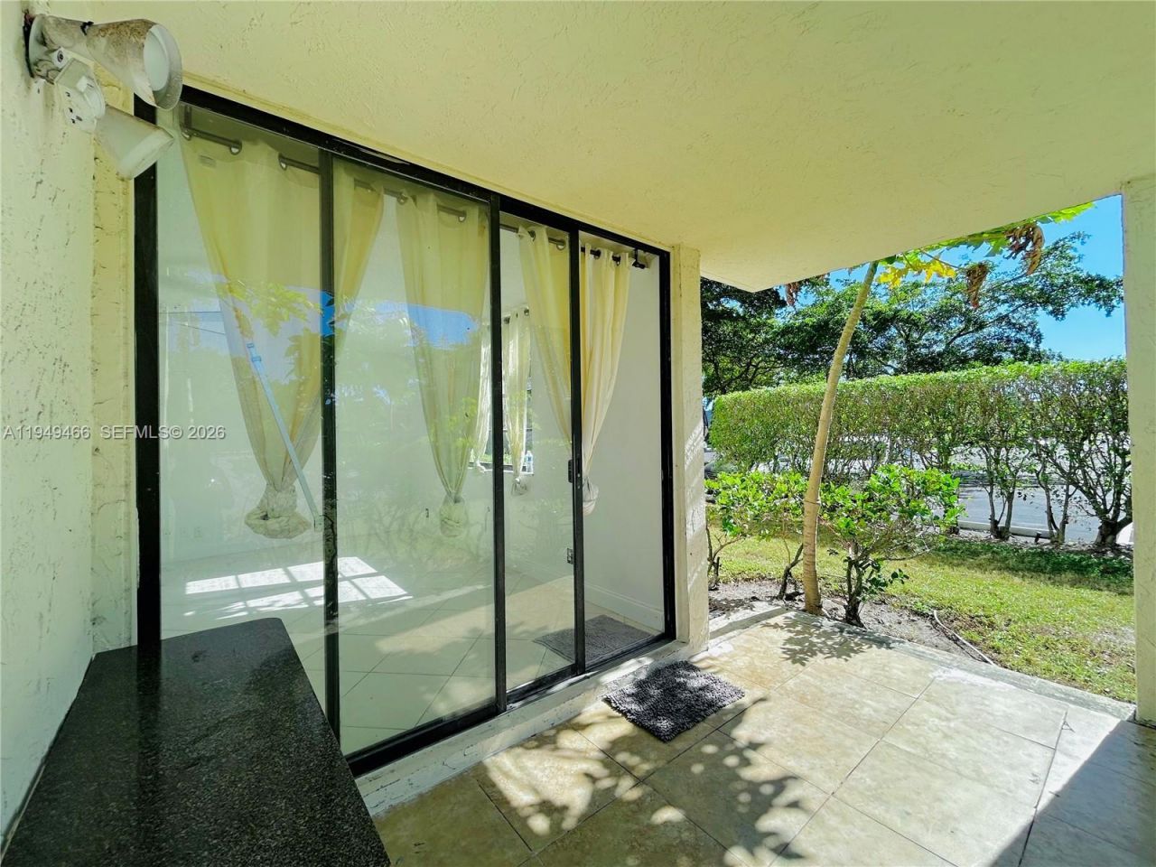 6190 Woodlands Blvd, Unit 113, Tamarac, FL 33319 Photo