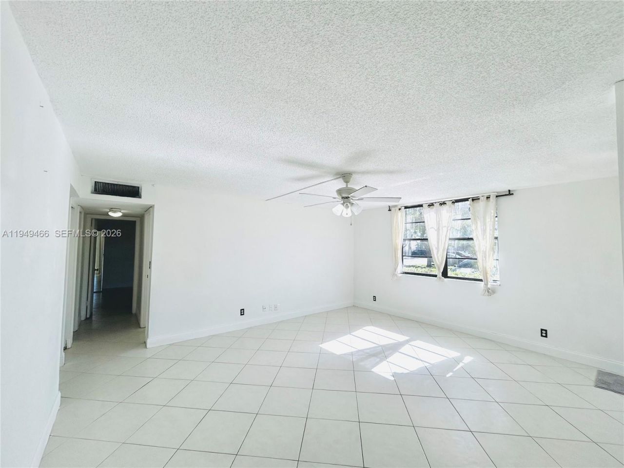 6190 Woodlands Blvd, Unit 113, Tamarac, FL 33319 Photo