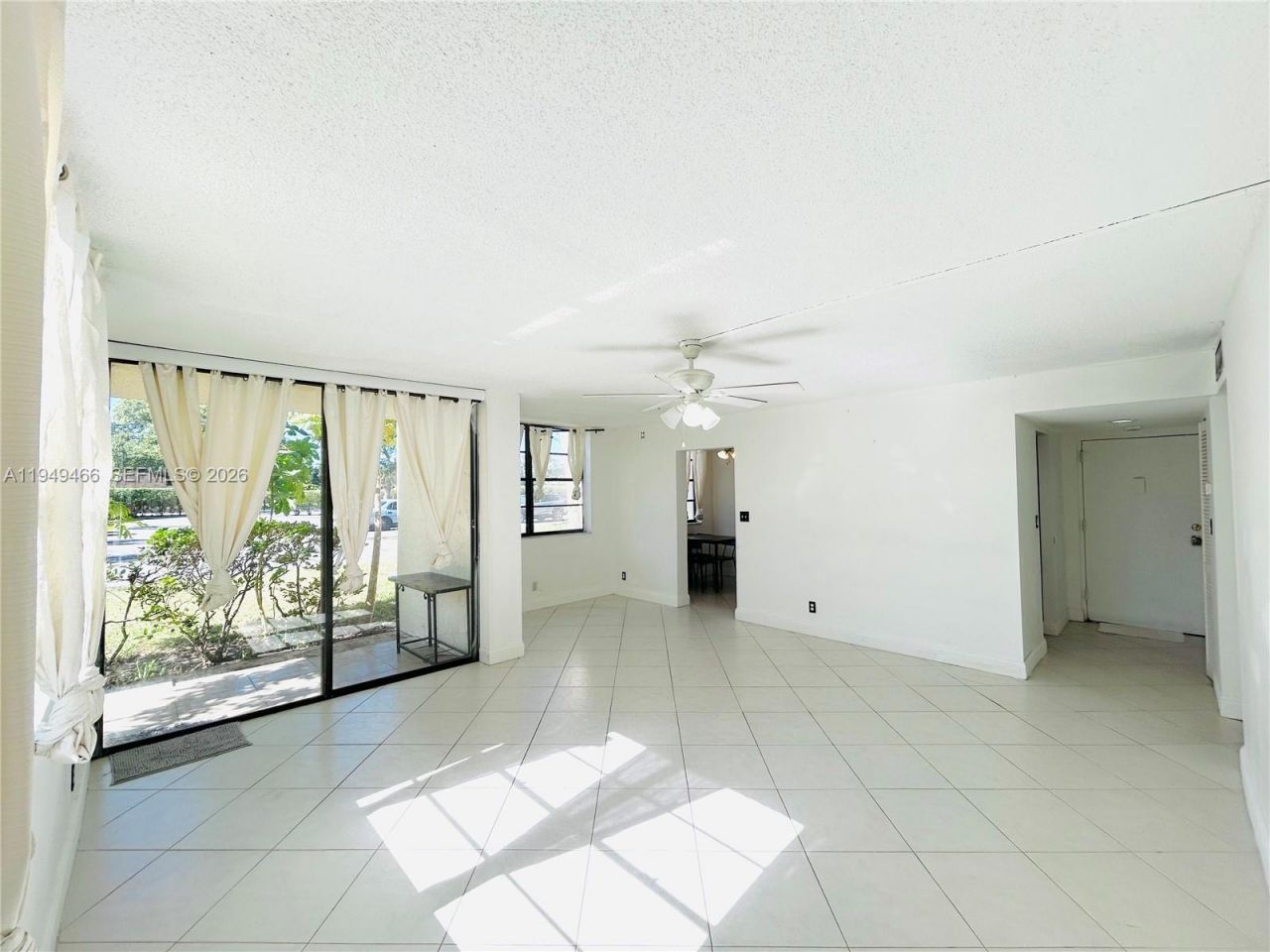 6190 Woodlands Blvd, Unit 113, Tamarac, FL 33319 Photo