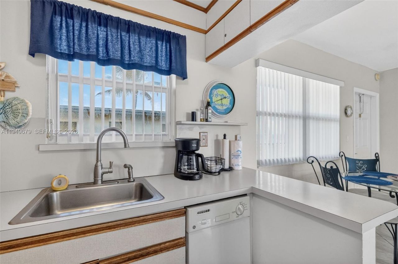 4520 El Mar, Unit 12+18, Lauderdale by the Sea, FL 33308 Photo