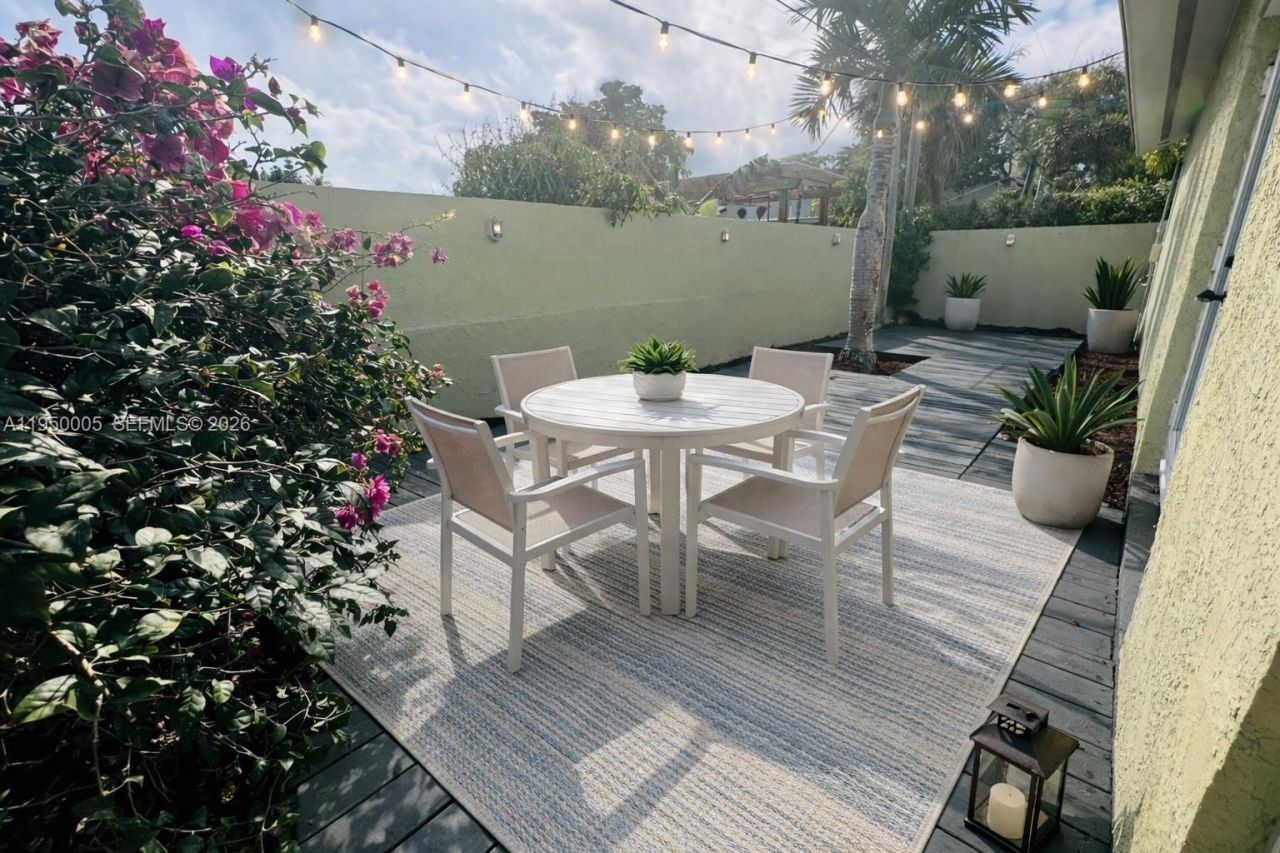 1012 NE 17th Ct, Unit 3, Fort Lauderdale, FL 33305 Photo