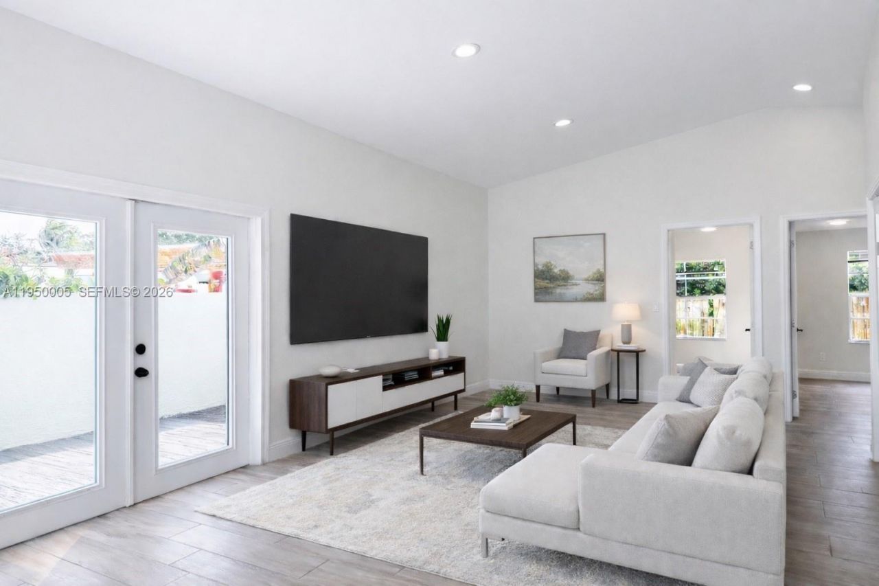 1012 NE 17th Ct, Unit 3, Fort Lauderdale, FL 33305 Photo