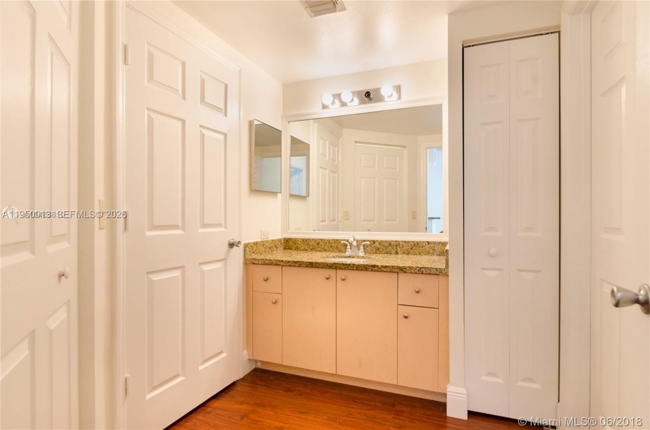 2458 Centergate Dr, Unit 202, Miramar, FL 33025 Photo