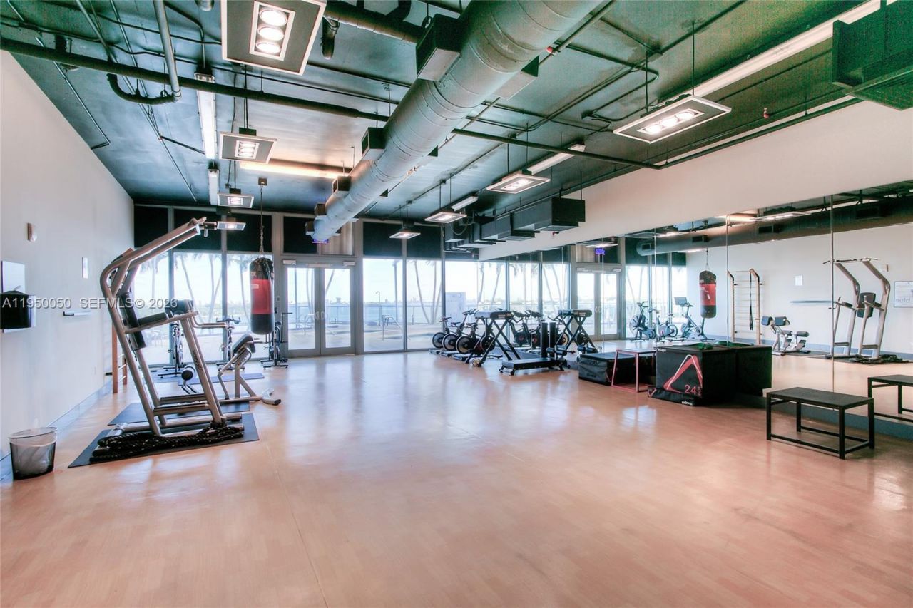 601 NE 36th St, Unit 710, Miami, FL 33137 Photo