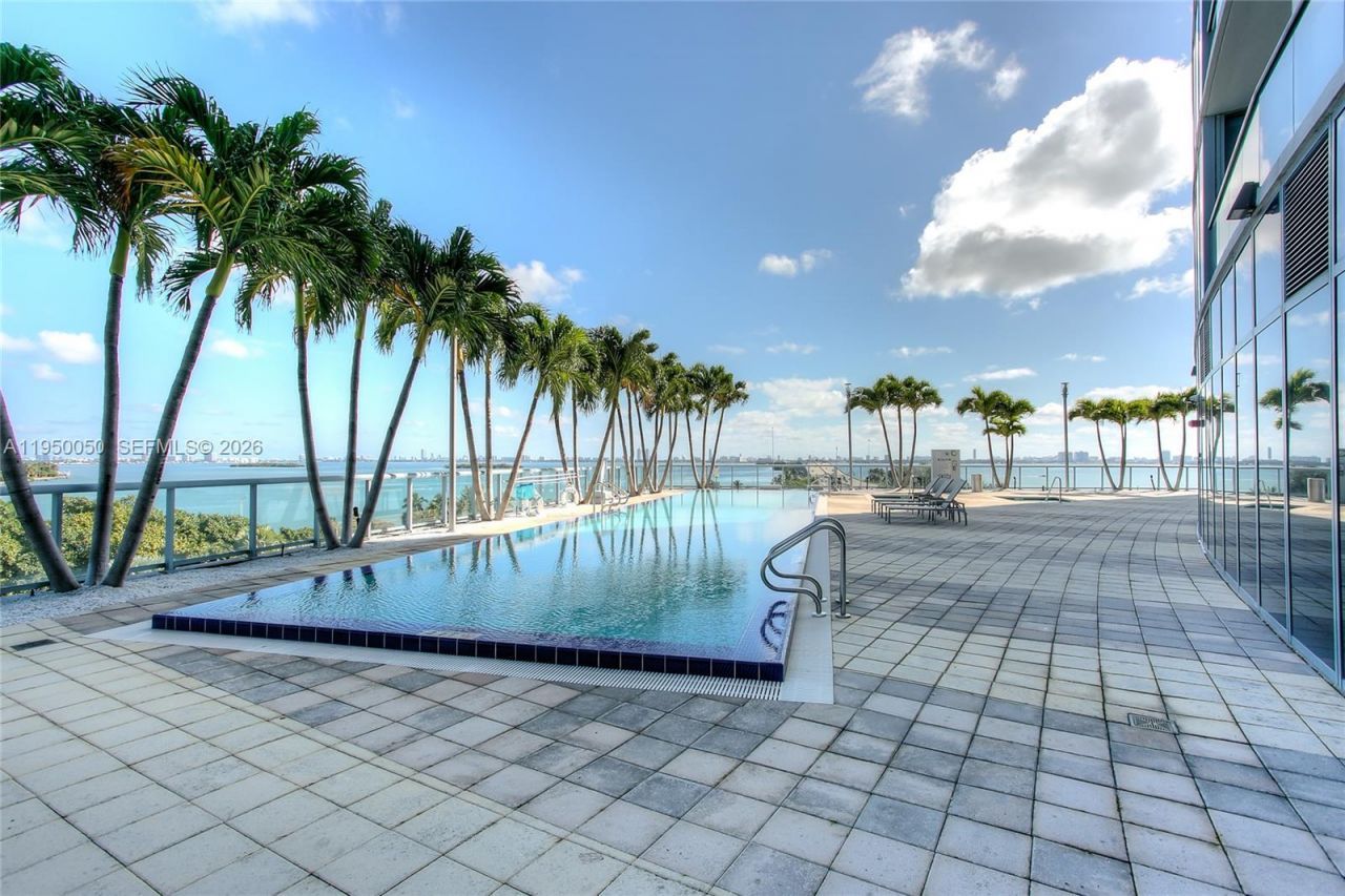 601 NE 36th St, Unit 710, Miami, FL 33137 Photo